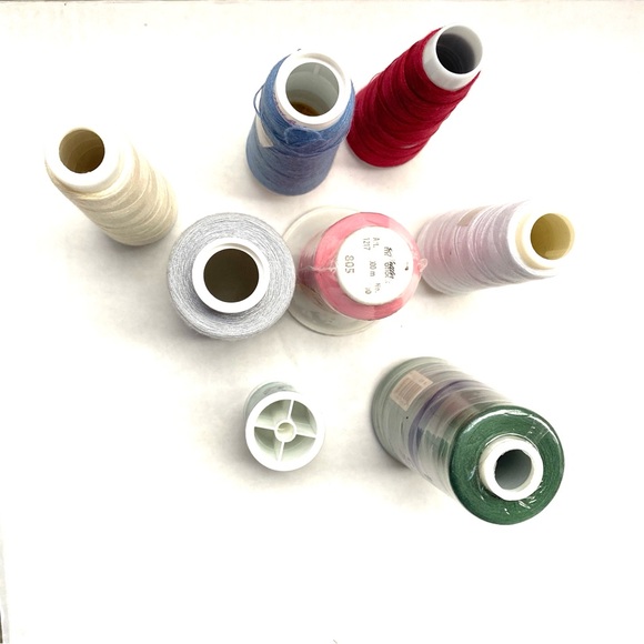 Assorted Sewing Thread Spools - Picture 3 of 4